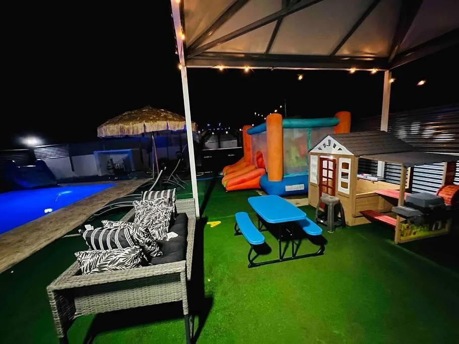 Sofia House Vila Aguadilla 0*,  Porto Rico